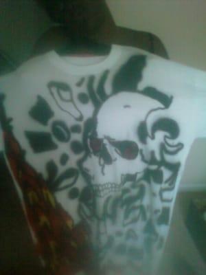 skulls and bones airbrush design