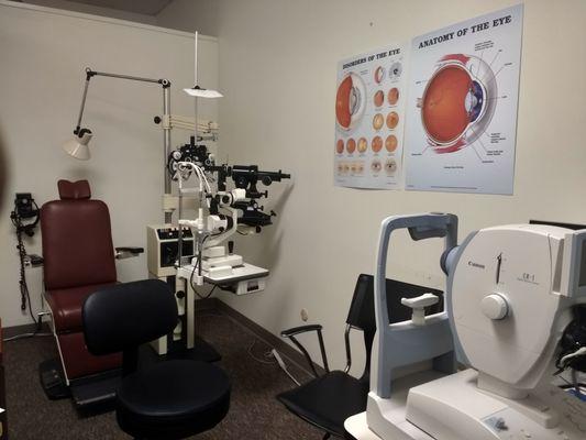 Visit us today and get a comprehensive eye exam!