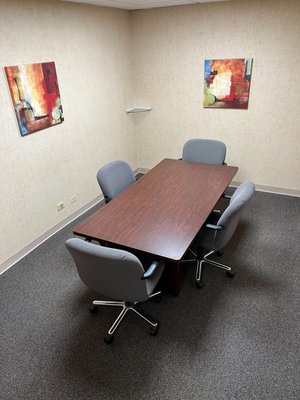 4 Person Meeting Room