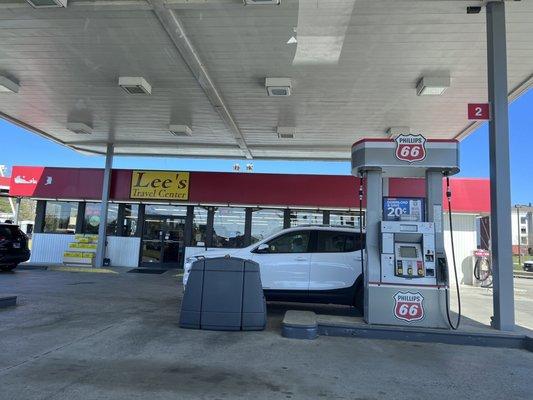 Kwik Fuel Center No 23