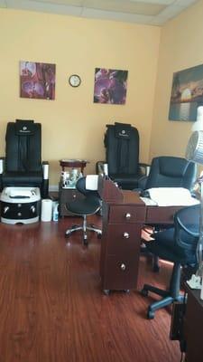 Come and experience a manicure and pedicure!