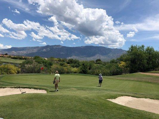 An afternoon of golf at The Views in Oro Valley.  I can see why they call it "The Views"!!