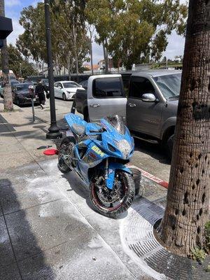 Bike getting detailed out in public!!