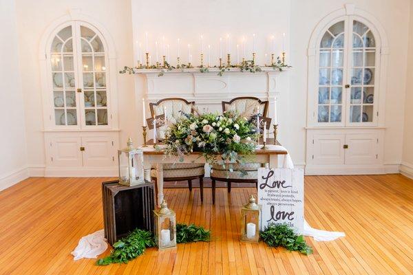 Wedding Sweetheart Table