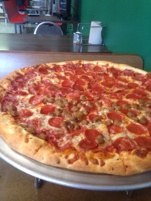 20" two topping with extra sauce