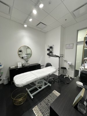 Interior of Pixel Beauty studio (#911) inside Salon Republic Lynnwood near Target and Cost Plus World Market