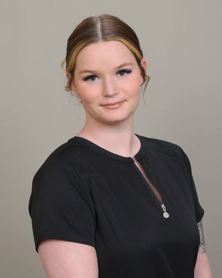 Savannah Ross, Clinical Aesthetician