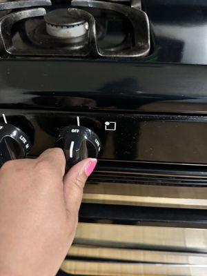 Dirty stove that doesn't work.