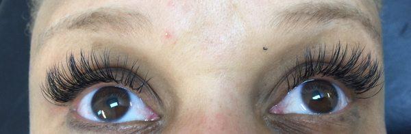 Mink eyelash extension