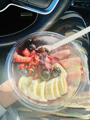 Açaí bowl, added banana