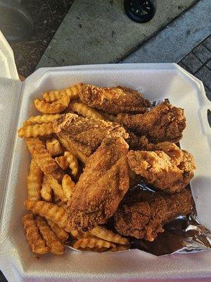 6 pc wings (plain/no sauce) and fries