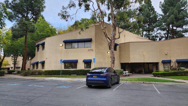 The exterior of the building. Centrally located near The Hub with easy access to 880 Fwy.