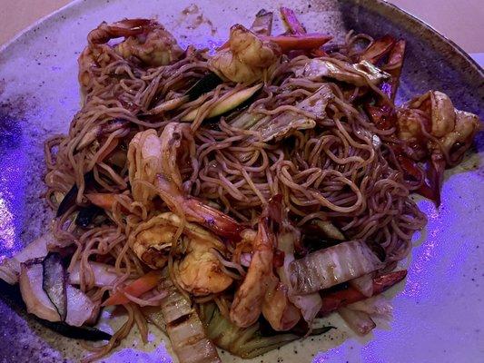 Stir fried thin noodles with shrimp