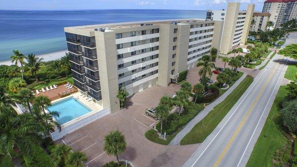 Waterfront, Gulf Shore Condo Vacation Rental