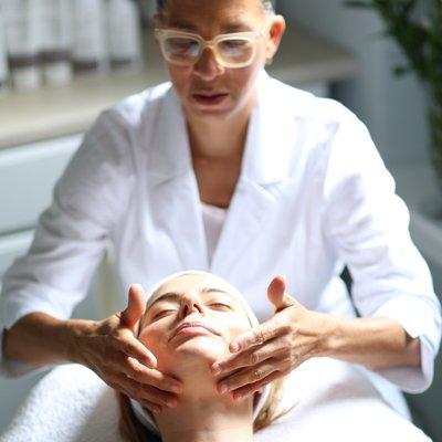 Ellen L. Greene uses a varied massaging techniques to create a one-of-a kind, individual therapeutic treatment.