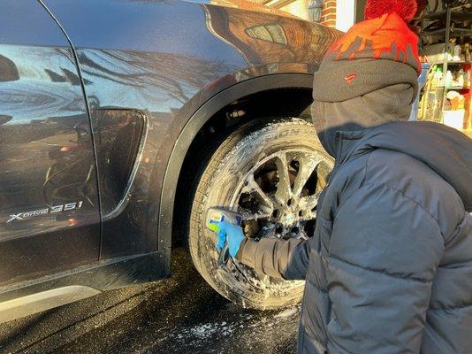 Wheel cleaning