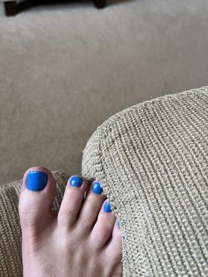 Bold blue toes.