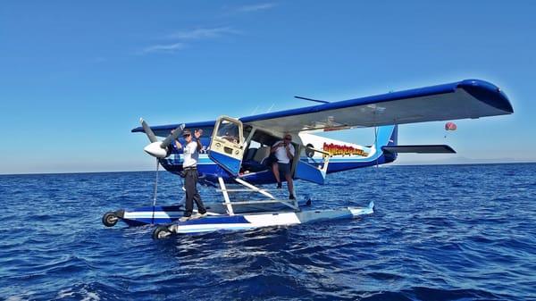 Saying goodbye after an awesome flight!