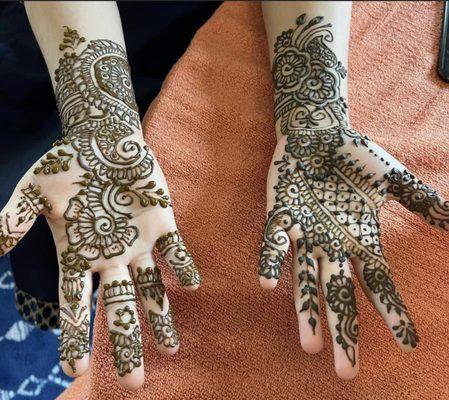 Unique Brows Beauty Salon 
Offers Bridal Henna Tattoos at most affordable prices