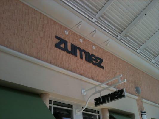 Zumiez