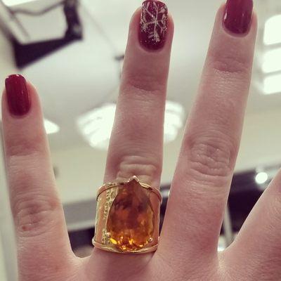 Dreaming about this topaz. Hint hint hubby!