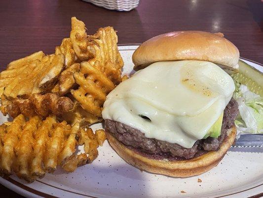 California burger. You can see the shape of patty is definitely hand made. Not frozen from the box (phew!)