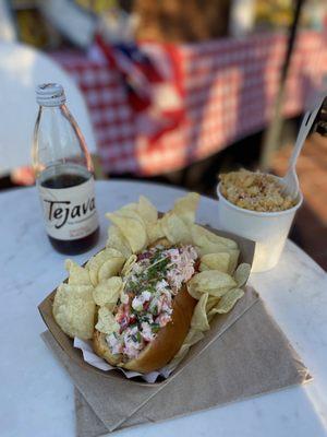 Lobster Roll & Lobster Mac & Cheese