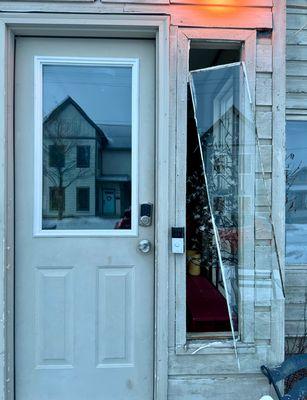 Window completely fell out due to freezing temps and wind. Never fixed. House was exposed for 4 months. Slumlords!