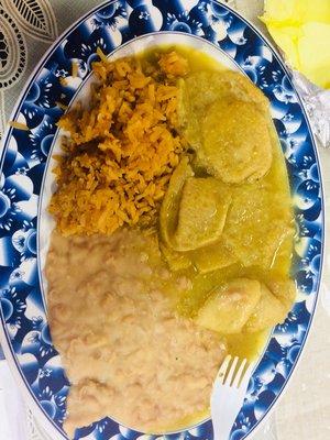 Chicharon en chile verde