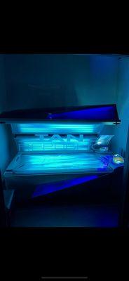 Platinum Level Tanning Bed