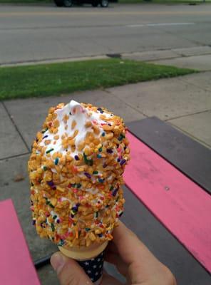 Sprinkles and vanilla custard, very generous 1 scoop!