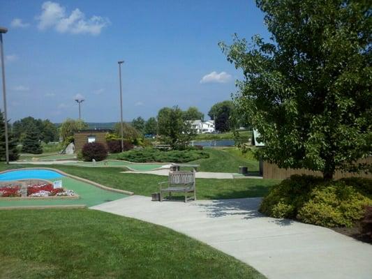 Peaceful if simple Schoharie Valley mini-golf..