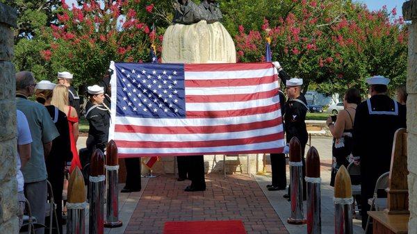 Veterans Plaza