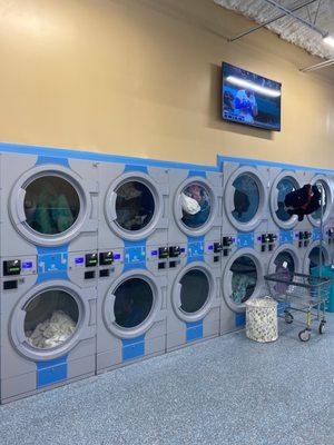 WaveMax Laundry