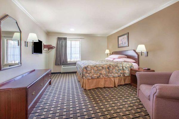 1 King Bed Suite