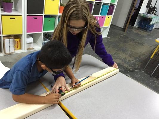 Engineering Class - Building a life-size catapult