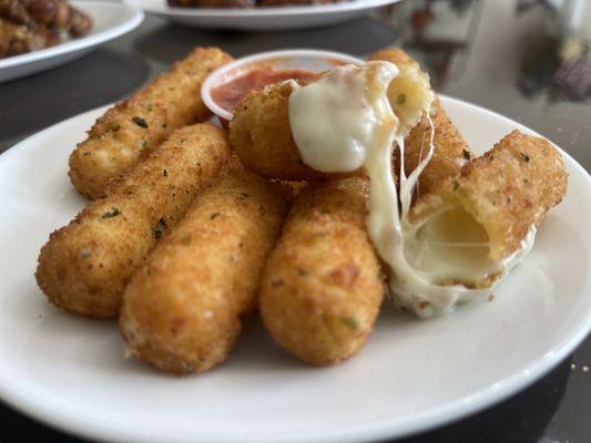 Mozzarella Sticks