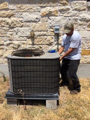 24/7 Emergency Air Conditioning Replacement and Repairs by ABC Austin Service Express