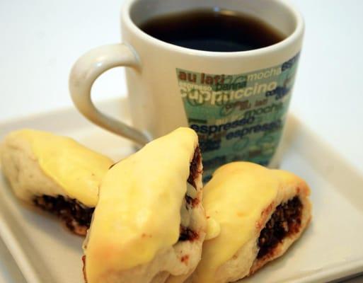 Sicilian Fig cookie filled with figs, nuts, honey and a hint of orange.