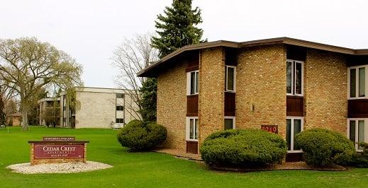 Cedar Crest Apartments, Bloomington exterior