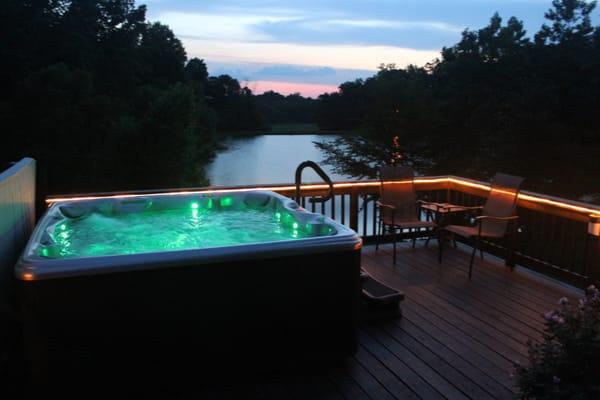 Lake view from Hot Tub!