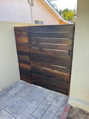 Beautifully stained and built to last TROPICAL WOOD Modern IPE gates