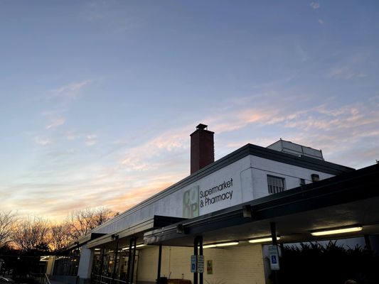 Greenbelt Co-op Supermarket & Pharmacy