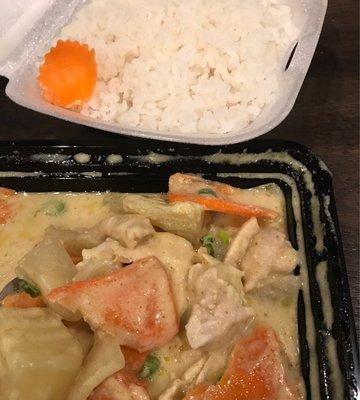 Yellow Curry with Chicken (no bell peppers), side of Jasmine Rice