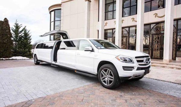 This rare beauty is a Stretch Mercedes Benz GL. This elegant and luxurious ride can be yours by booking with NYC Party Bus.