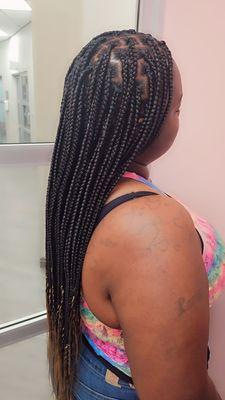 The knotless braids