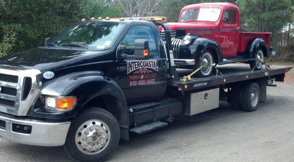 Classic vehicle transport in Leland NC