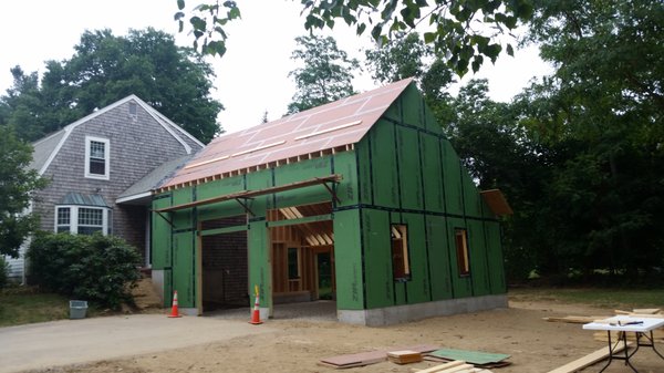 2 car garage with mudroom.