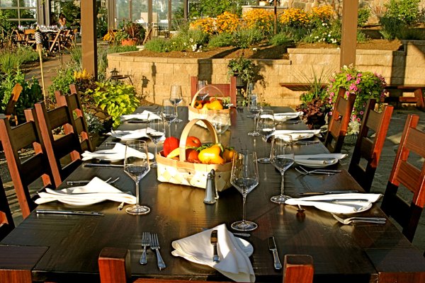 7 world class restaurants inside the resort community.