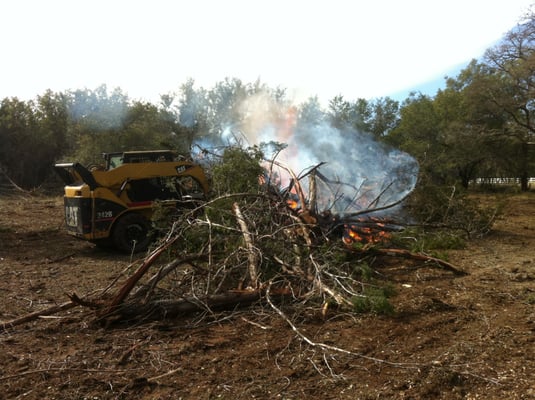 BURNING IN LIBERTY HILL TX